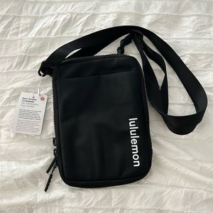 Lululemon crossbody